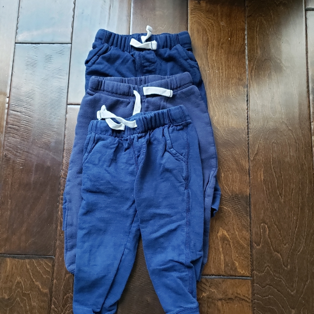 2T bundle Carters sweat pants